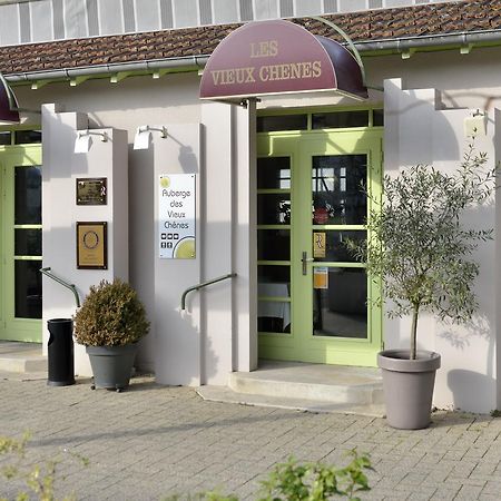 Logis Auberge Des Vieux Chenes Malemort Екстер'єр фото